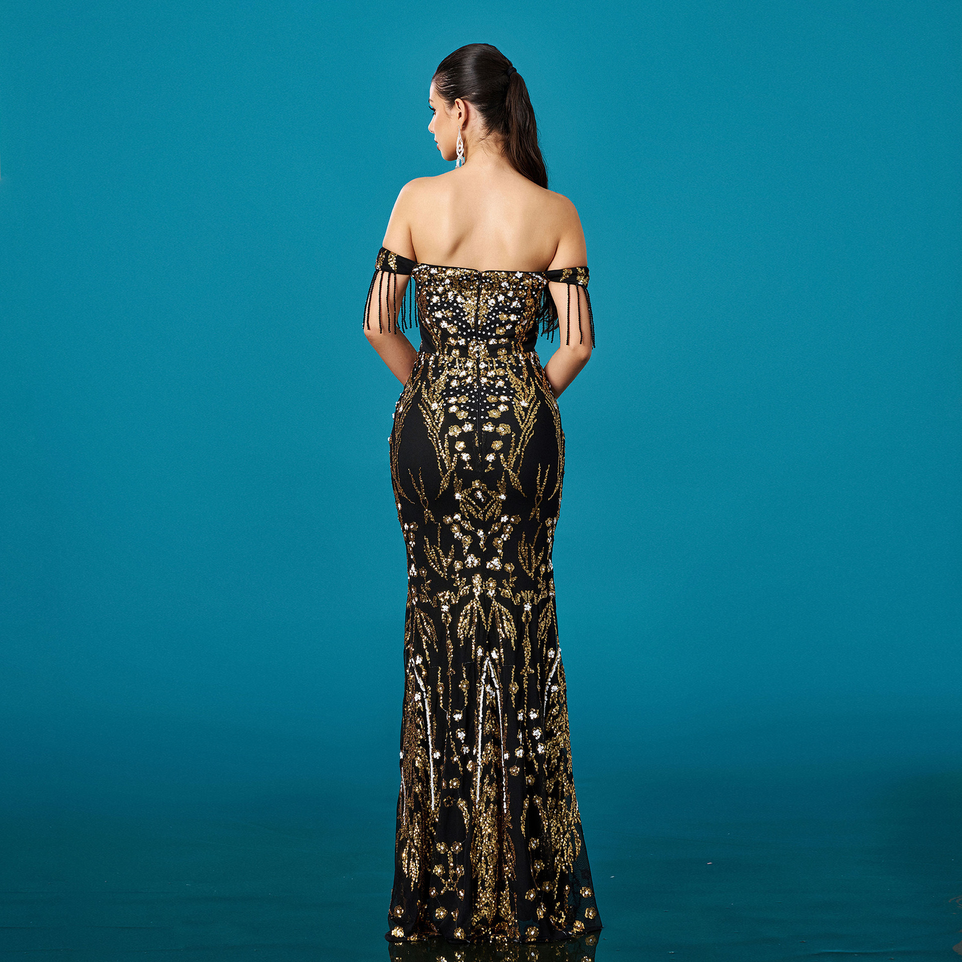 Vestido de Noche Sirena con Lentejuelas y Flecos | Escote Asimétrico Negro y Dorado | Eventos - Imagen 5