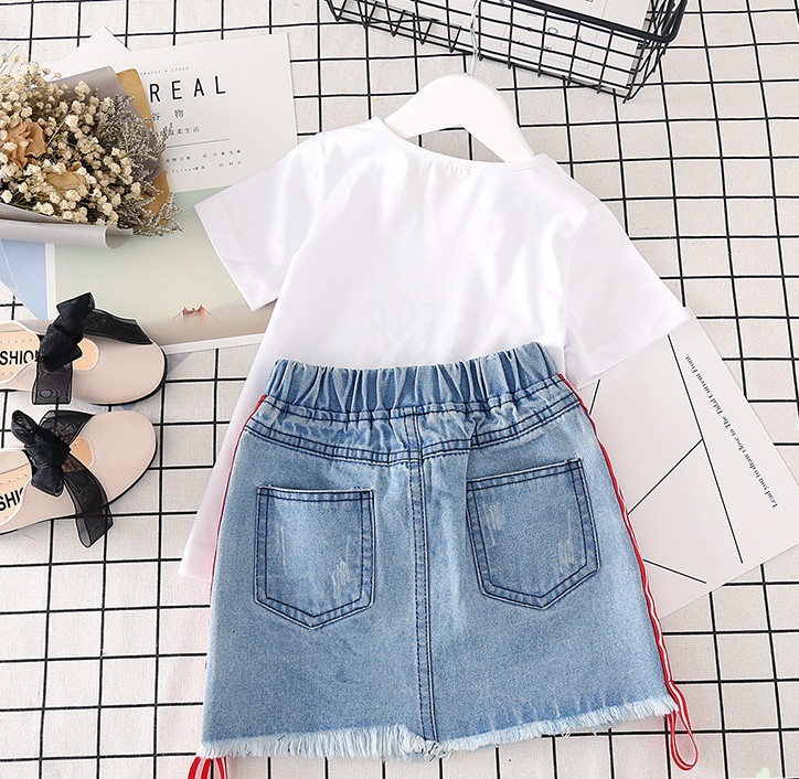 Conjunto de Camiseta y Falda Vaquera para Niña | Blanco | Tallas 100-140 cm | Ropa Moderna y Versátil para Diario | TiendasFR - Imagen 9