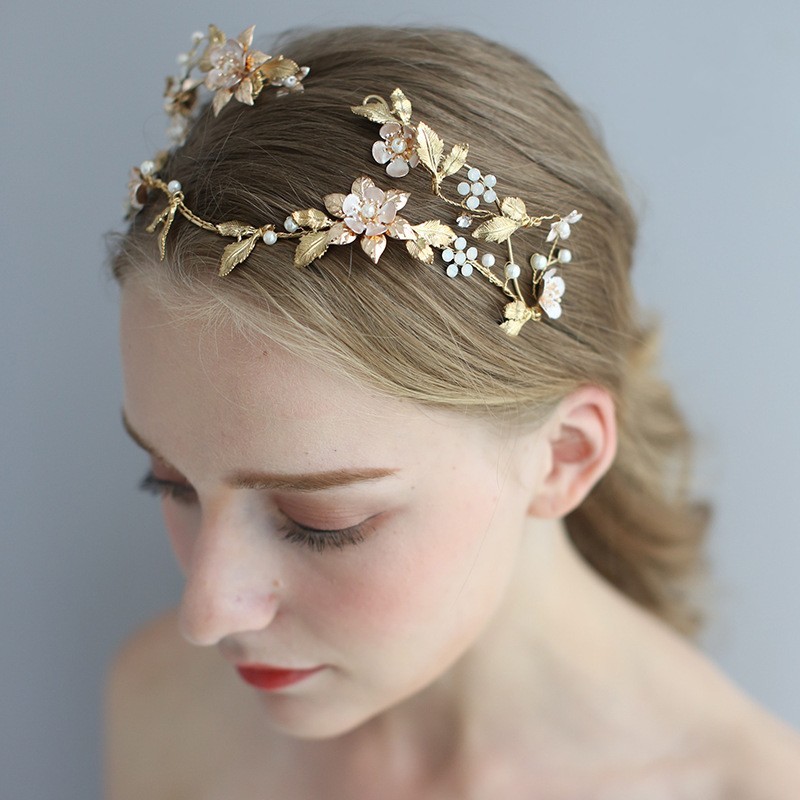 Joyería de Cabeza de Novia Asimétrica | Hecho a Mano | Diseño Único | Color Oro | Accesorio Nupcial | TiendasFR - Imagen 5