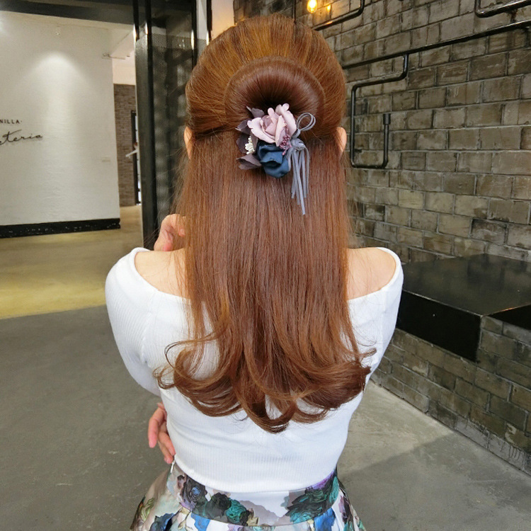 Pinza de Pelo Coreana con Flor y Perlas | Coletero Decorativo | Accesorio Elegante para Mujer y Niña | TiendasFR - Imagen 4