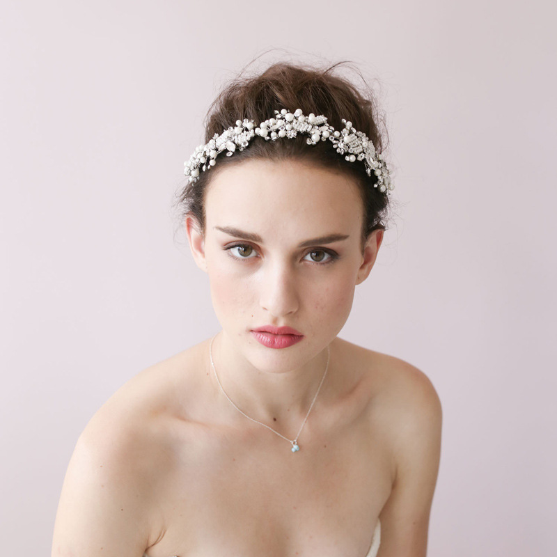 Diadema de Novia con Cuentas | Accesorio Nupcial | Estilo Bohemio | Color Plata | Bodas y Eventos | TiendasFR - Imagen 4