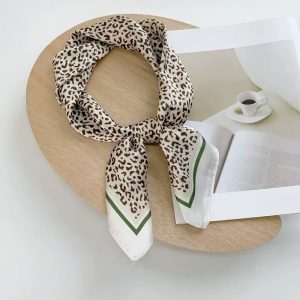 Pañuelo Cuadrado de Seda para Mujer | Accesorio Versátil para Cuello y Pelo | Regalo Ideal