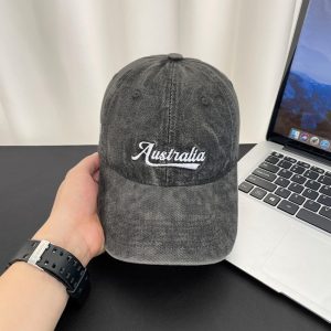 Gorra de Béisbol Vintage con Letras Deshilachadas | Visera Perforada para Hombre